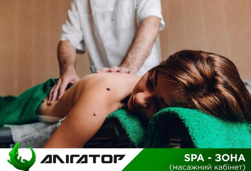 هتل Aquapark Alligator