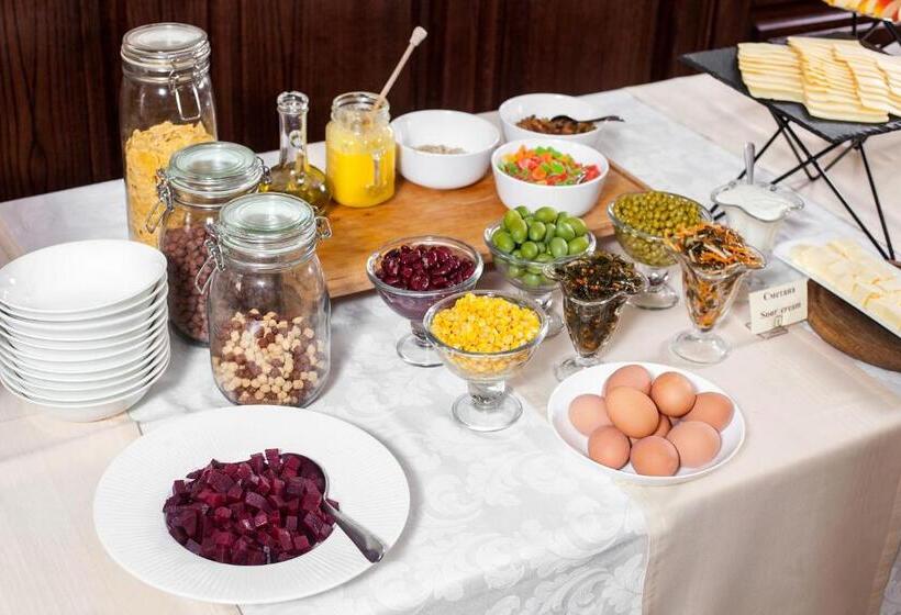 هتل Avalon Palace