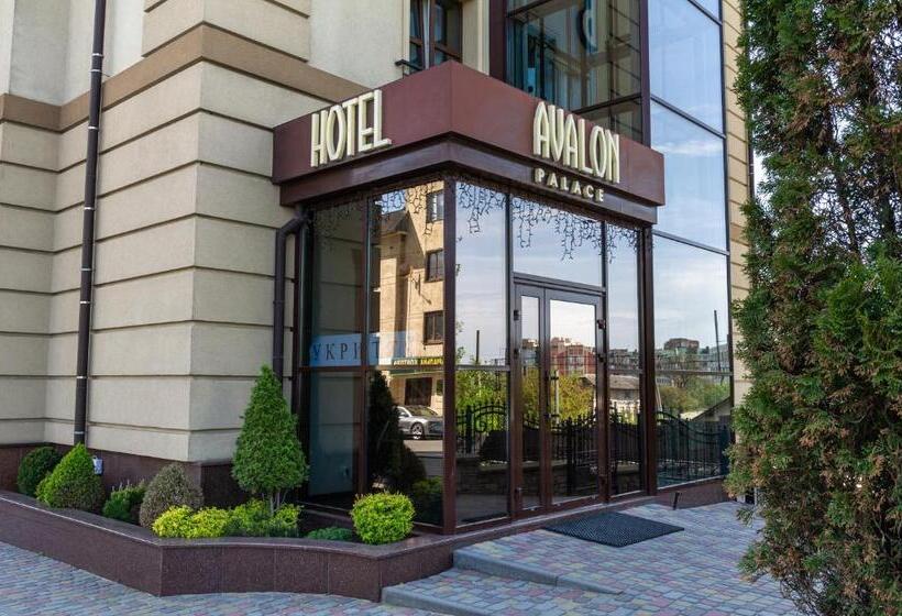 هتل Avalon Palace