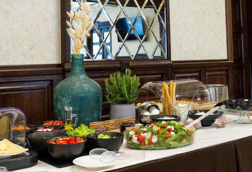 هتل Avalon Palace