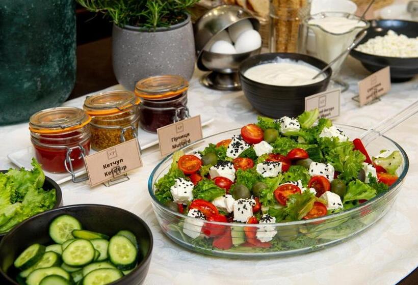 هتل Avalon Palace