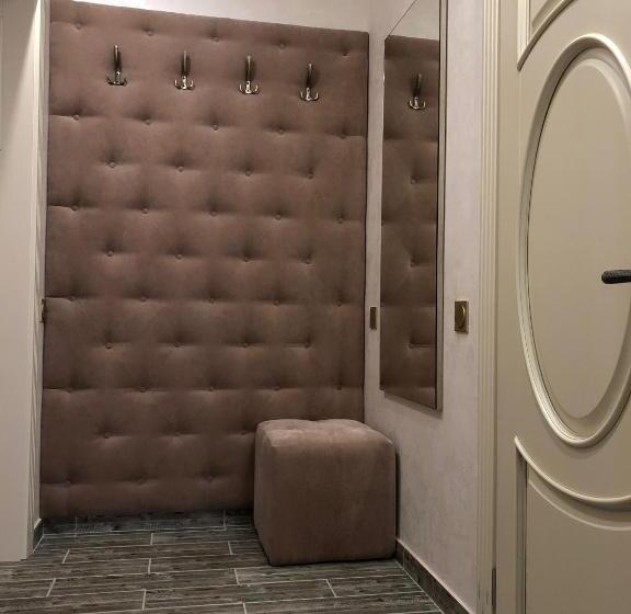 هتل Boutique Tovmed