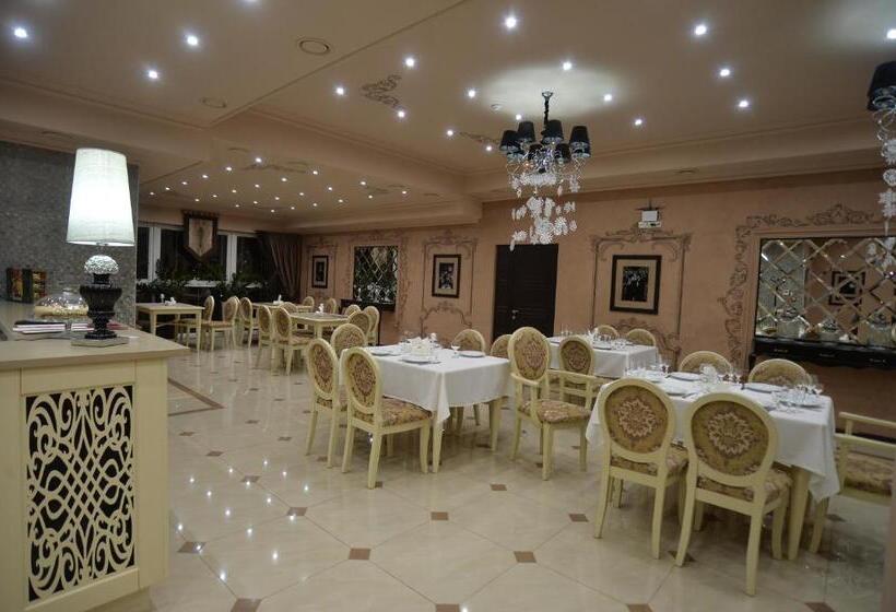 هتل Chernivtsi Arbat