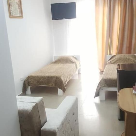 هتل Chernomorskiy