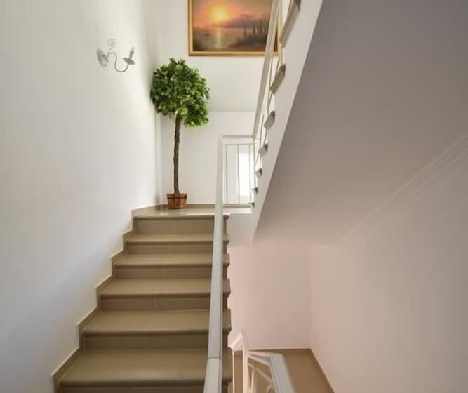 هتل Chernomorskiy