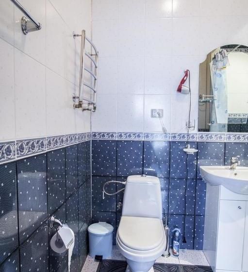 هتل Complex Uhnovych