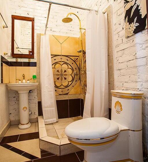 هتل Guest House De Rishelye