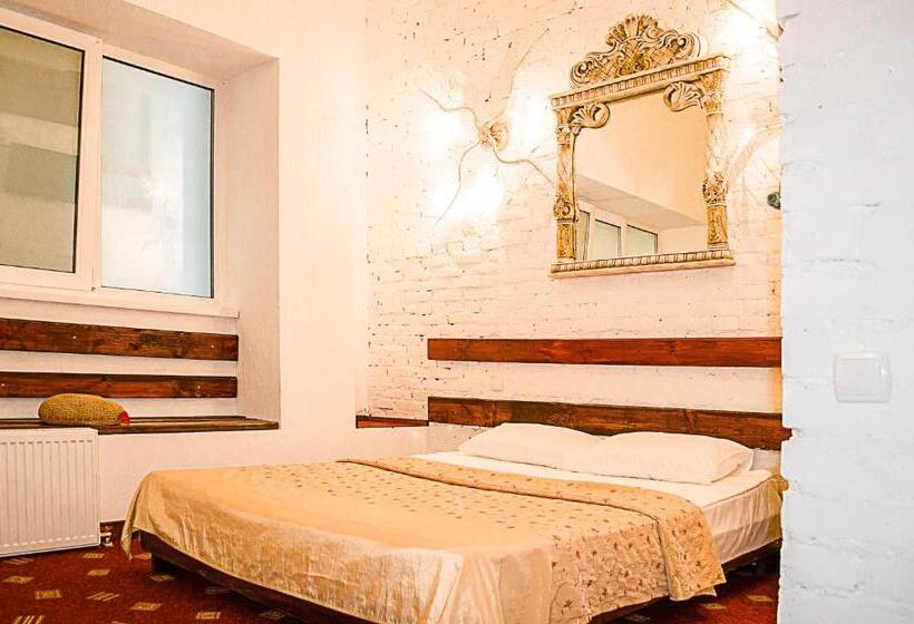 هتل Guest House De Rishelye