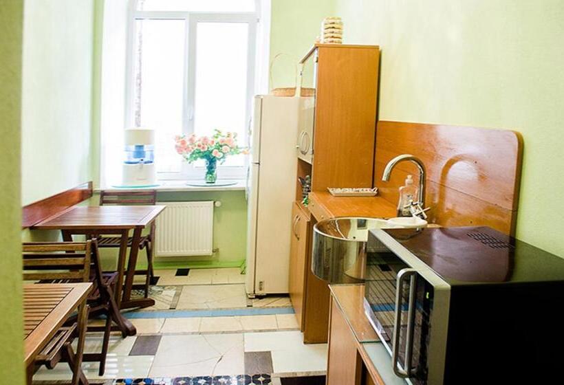 هتل Guest House De Rishelye