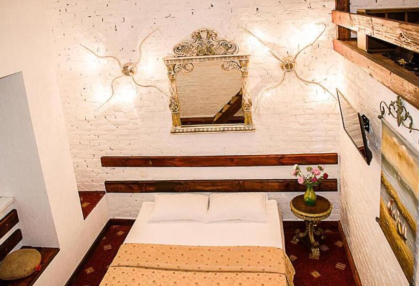 هتل Guest House De Rishelye