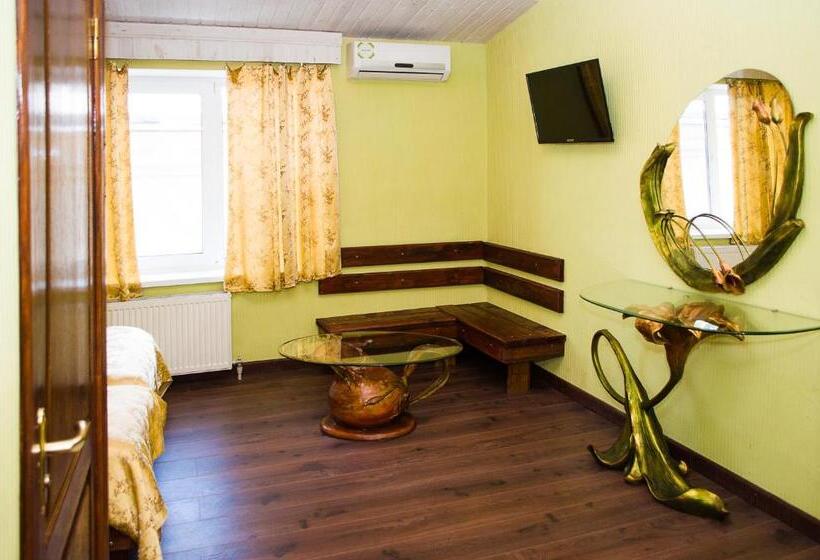 هتل Guest House De Rishelye