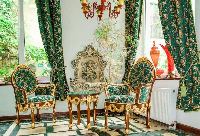 هتل Guest House De Rishelye