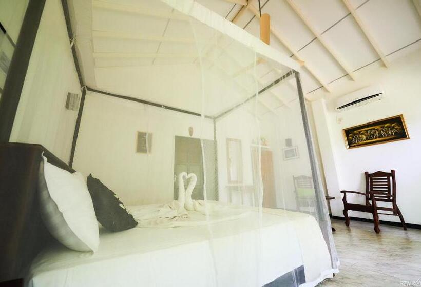 בית מלון כפרי Jasmine Cabanas