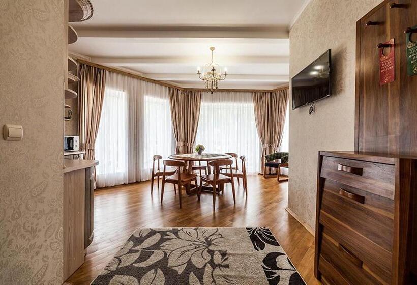 فندق Olga Deluxe