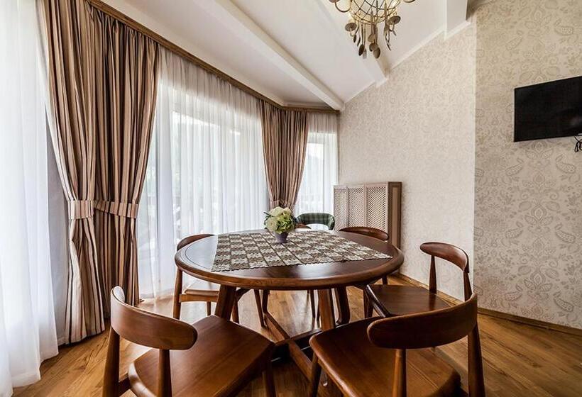 فندق Olga Deluxe