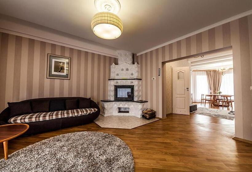 فندق Olga Deluxe