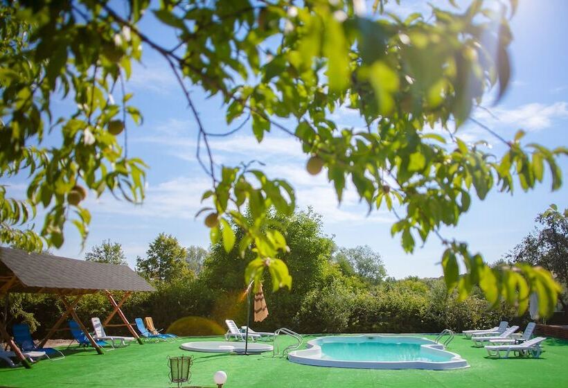 هتل Pansionat Bogema