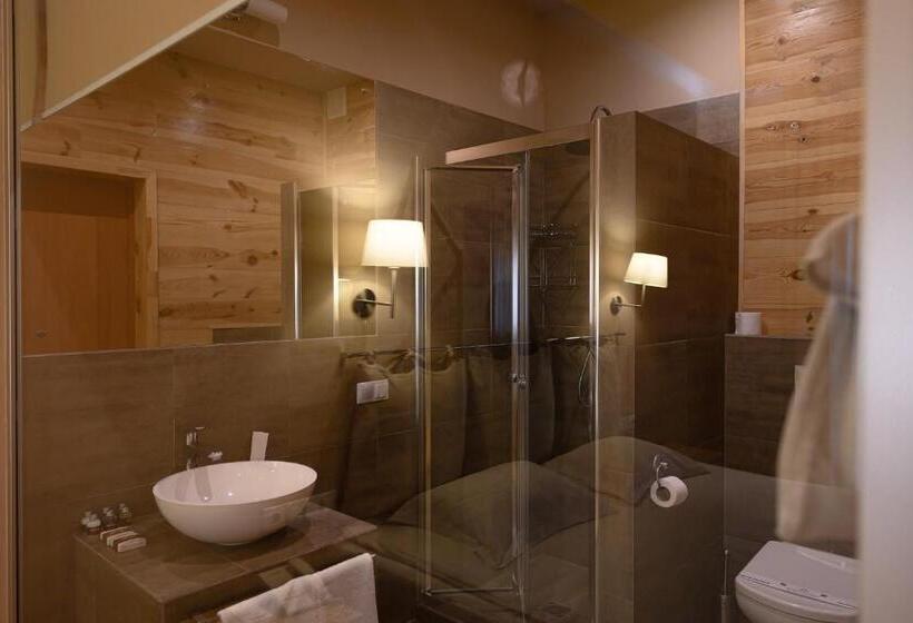 هتل Patio Di Fiori