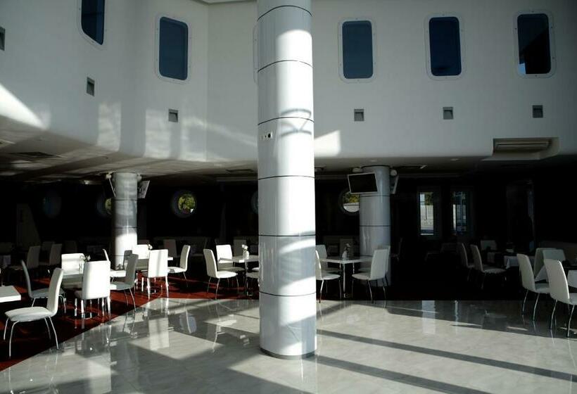 ホテル Porto Riva