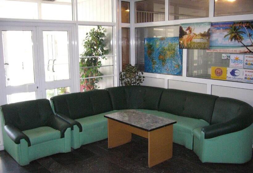 هتل Profspilkovyi