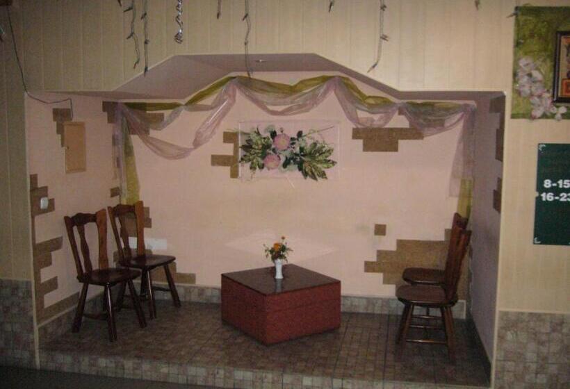 هتل Profspilkovyi