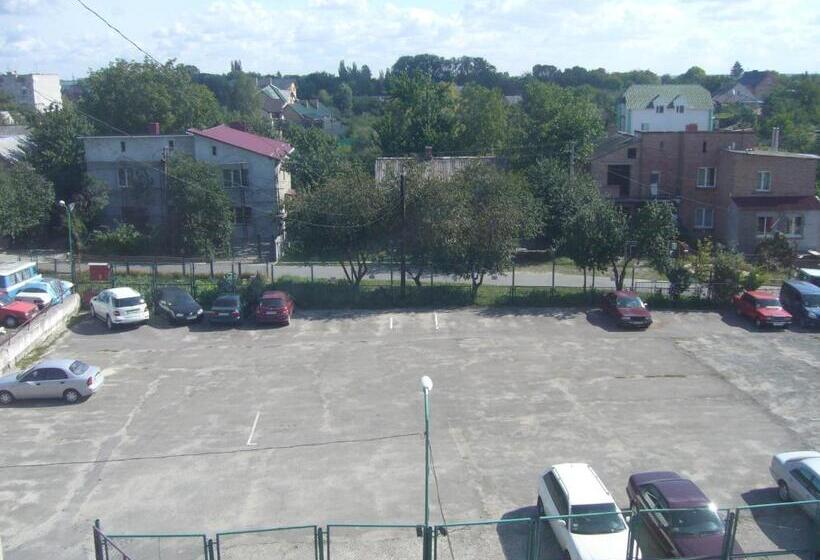 هتل Profspilkovyi