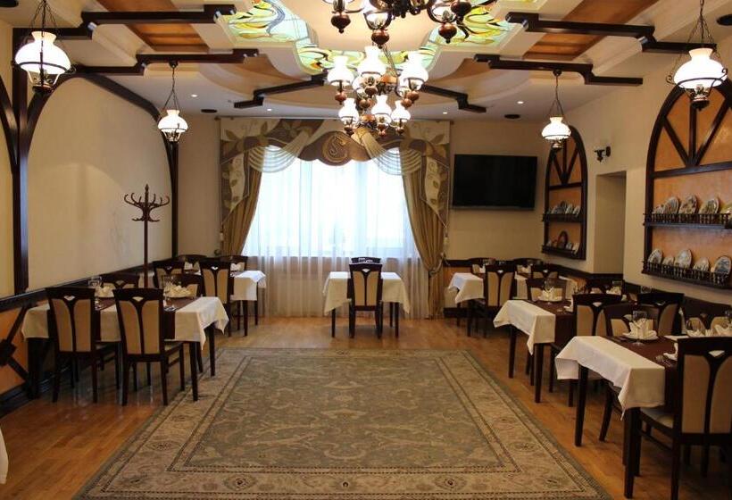 هتل &restaurant Senator