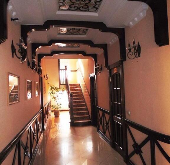 فندق &restaurant Senator