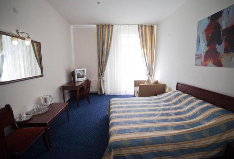 בית מלון כפרי Sani