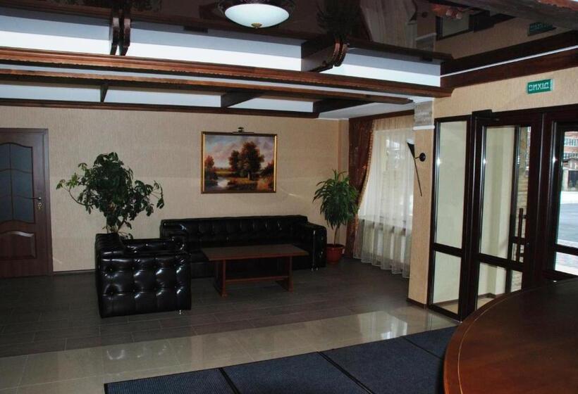 בית מלון כפרי Shato Paradis