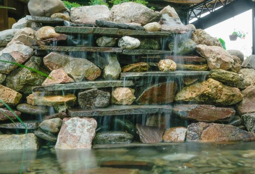 هتل Sonyachniy Promin