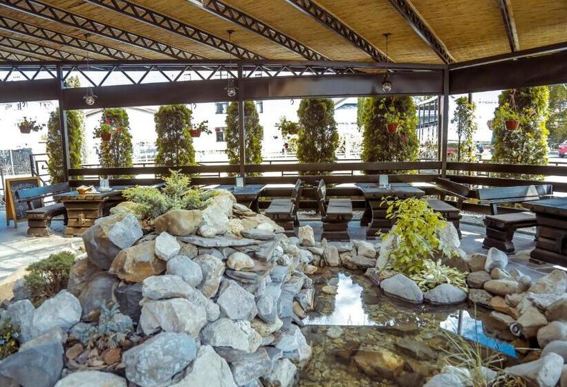 هتل Sonyachniy Promin