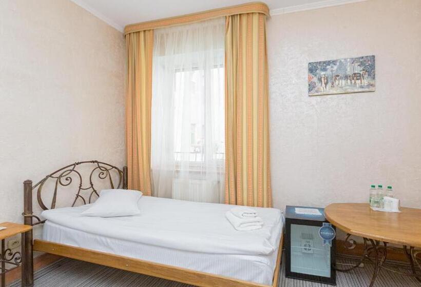 فندق Staryi Krakiv