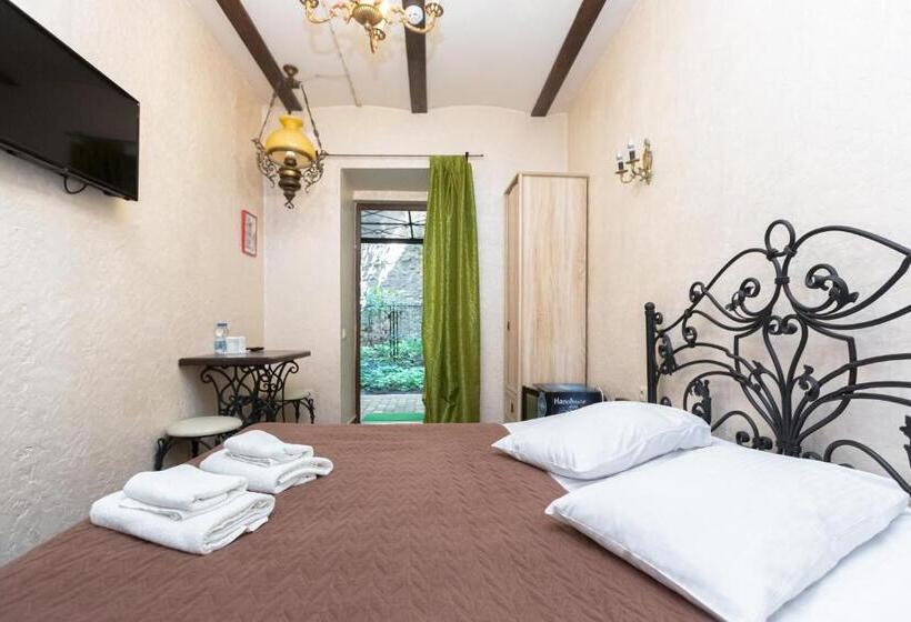 فندق Staryi Krakiv