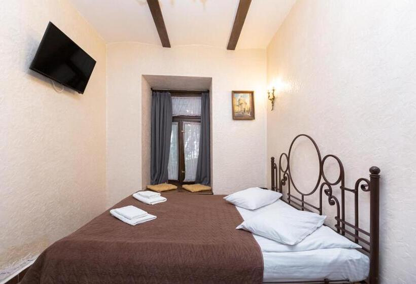 فندق Staryi Krakiv