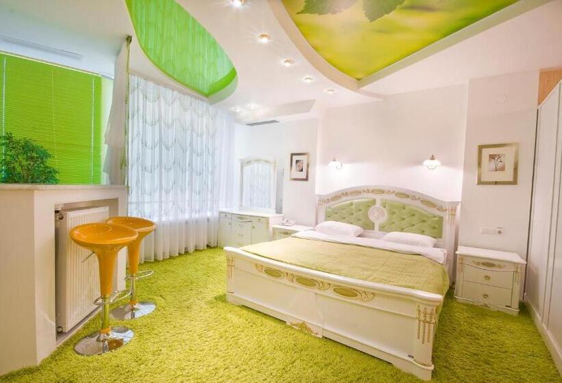 هتل Staybridge Mini