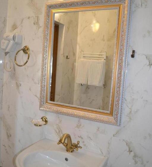 בית מלון כפרי Tonal