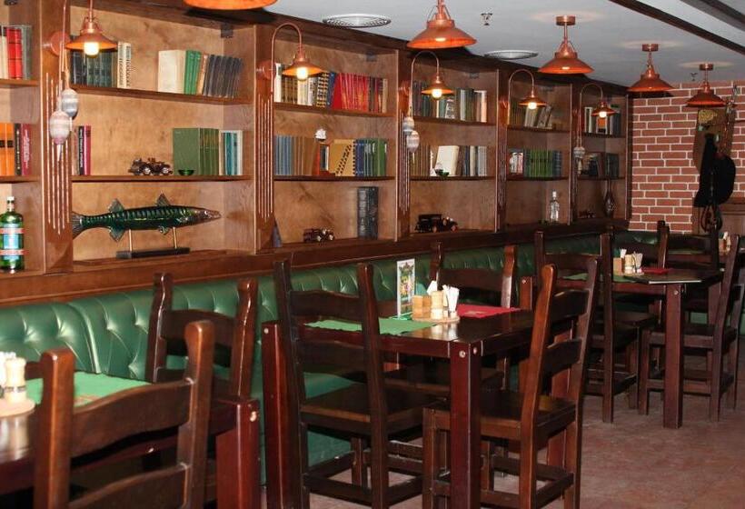 酒店 Ukraine Rivne