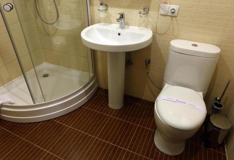 酒店 Ukraine Rivne