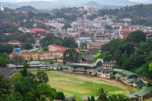 리조트 Mount Palace