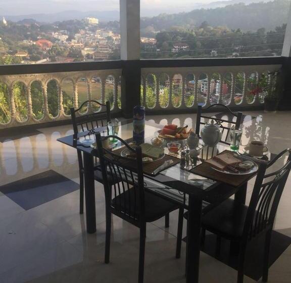 리조트 Mount Palace