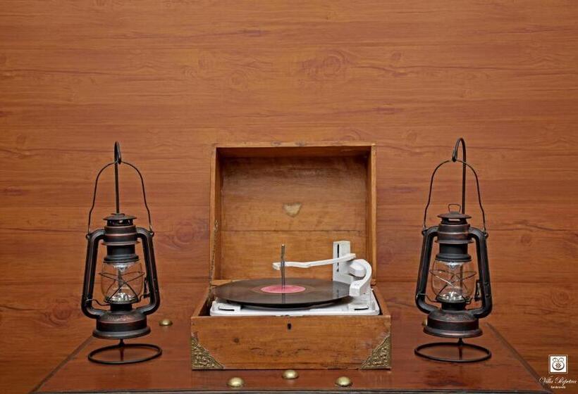 Курорт Villa Perpetua