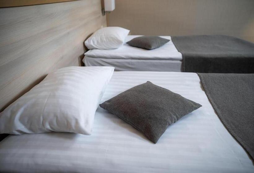 Sribni Leleky Hotel & Spa