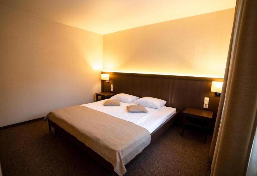 Sribni Leleky Hotel & Spa