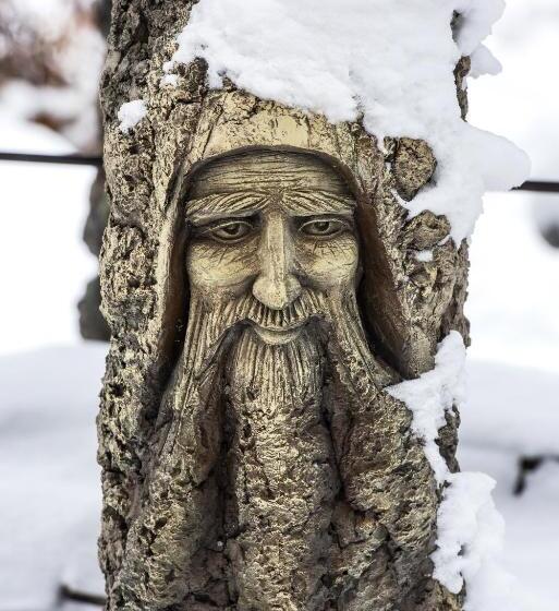 Stara Pravda Hotel   History