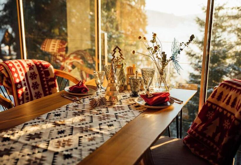 Stara Pravda Hotel   History