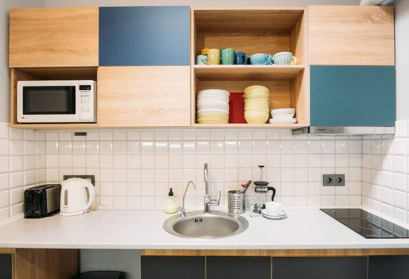 Yard Hostel & Coffee