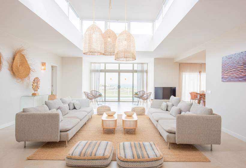 Ereza The White Homes