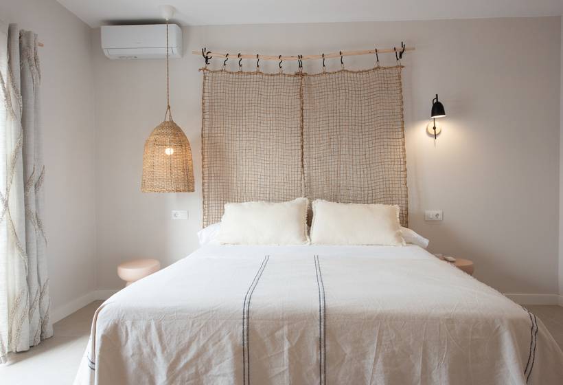 Ereza The White Homes