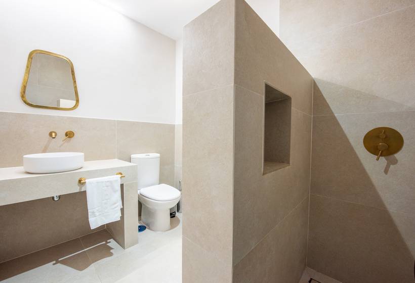 Ereza The White Homes